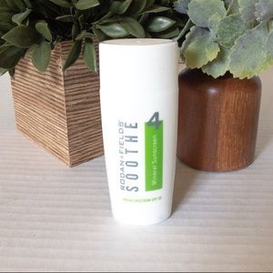 Rodan and Fields Soothe Mineral Sunscreen SPF 30
